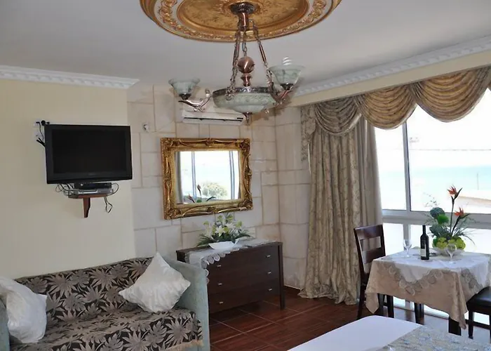 Hotel Suites Bat Yam